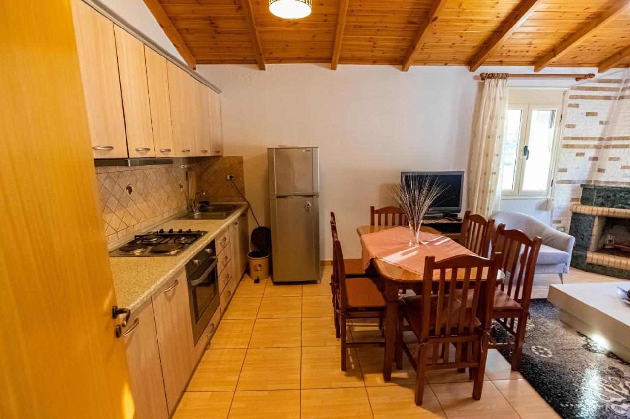 Vila Llano Vlorë Εξωτερικό φωτογραφία