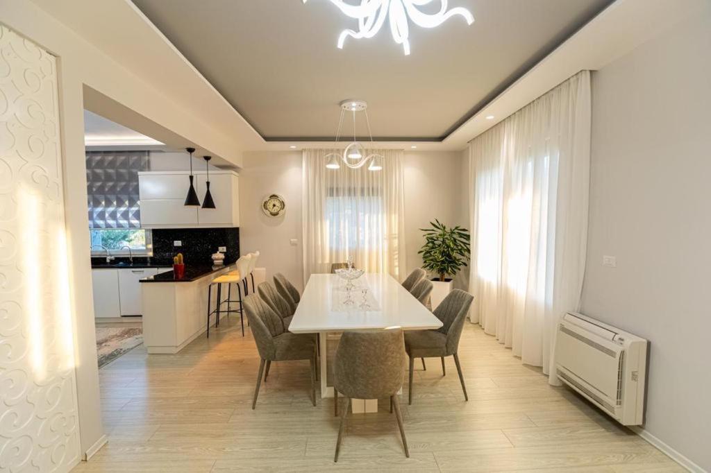 Vila Llano Vlorë Εξωτερικό φωτογραφία
